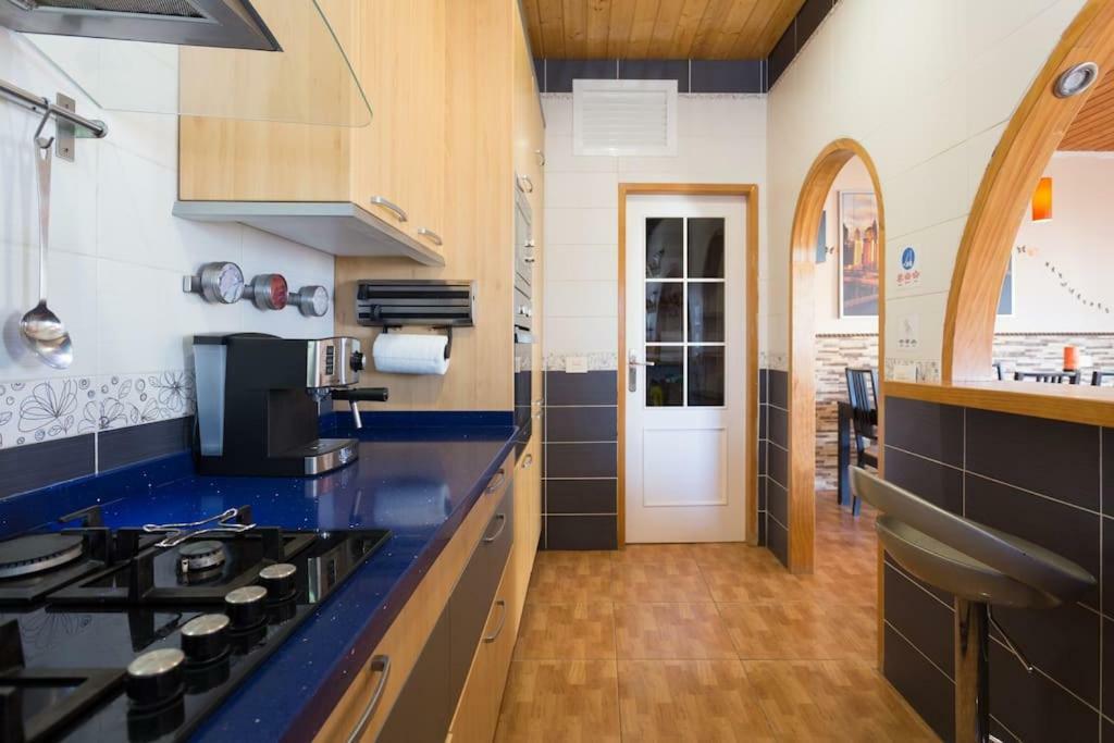 Villa Blanca Tenerife - Private Rooms - Terrace And Bbq, 5 Minutes From The Beach And Airport ซานอิซิโตร ภายนอก รูปภาพ